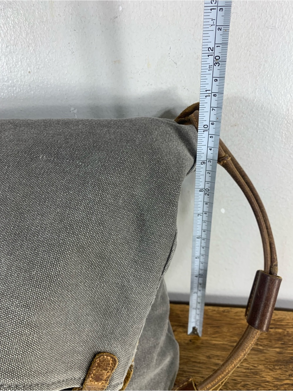 Casual canvas  and leather crossbody shoulder bag - Picture 6 of 9